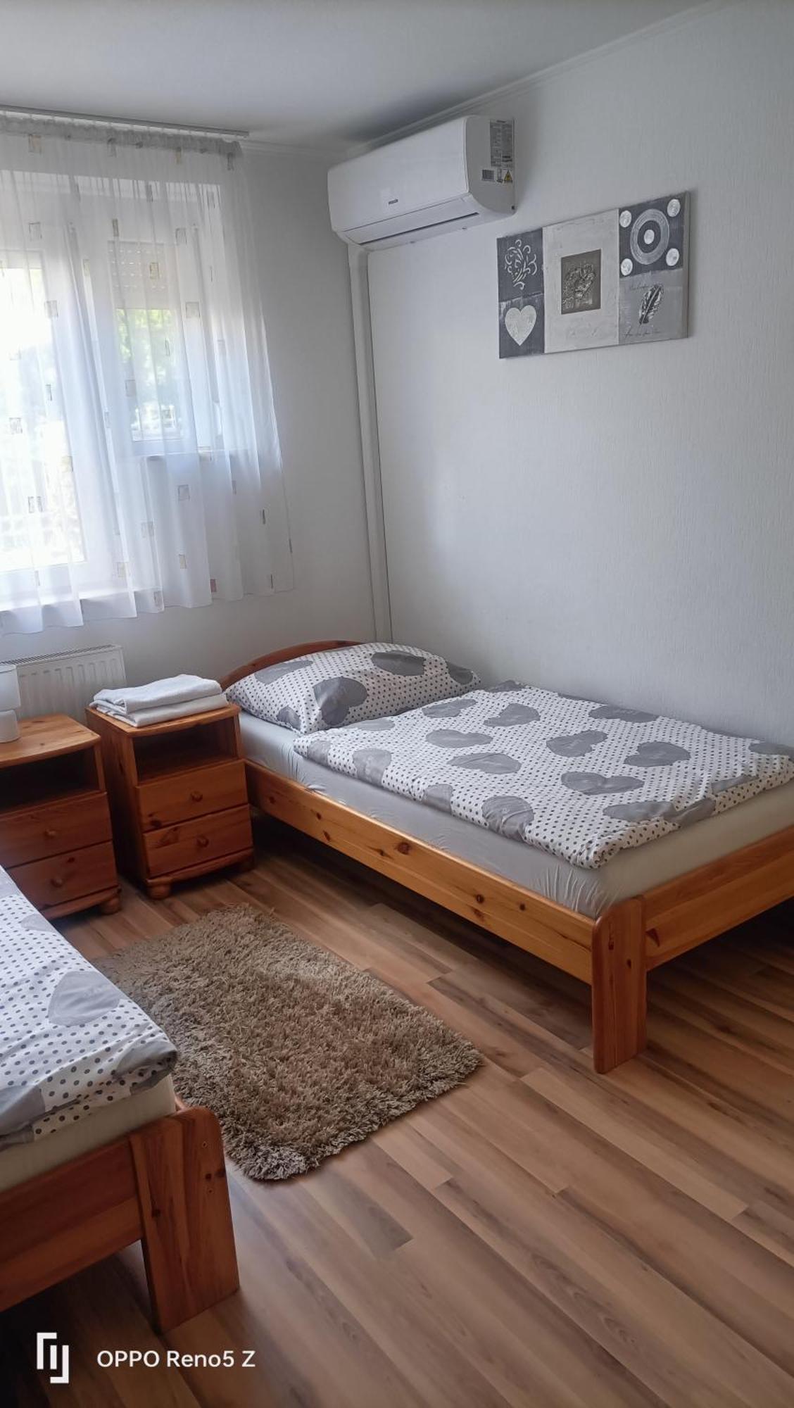Fáraó vendégház Zalaegerszeg Esterno foto
